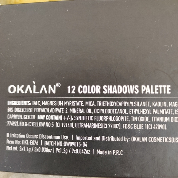 Okalan 12 Brightly Colored Eye Shadow Palette New - Picture 4 of 4